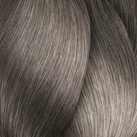 L'ORÉAL Dia light 8.1