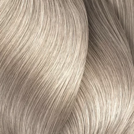 L'ORÉAL Dia light 10.18