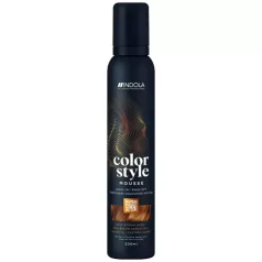   INDOLA Color Style Mousse - Light Brown Hazel színezett kondicionáló 200 ml