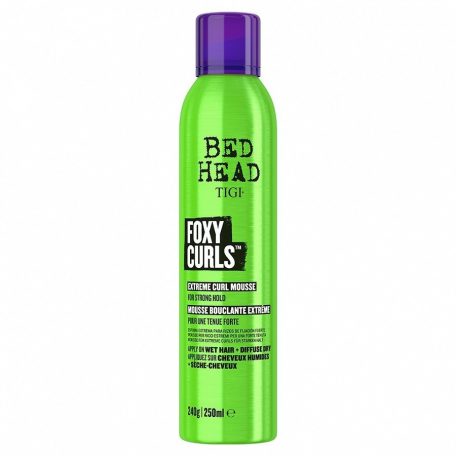 TIGI - Bed Head - Foxy Curls - Extreme Curl Mousse - göndörítő hab erős tartással - 250 ml